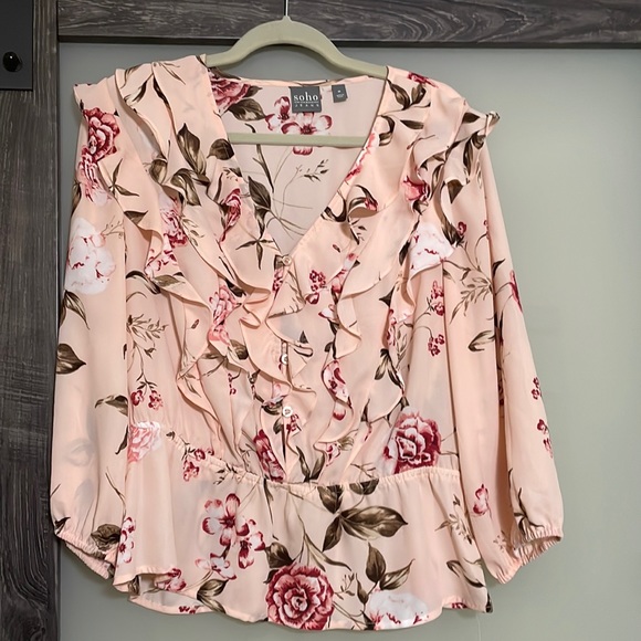 Floral Print Women’s Blouse - Picture 1 of 5